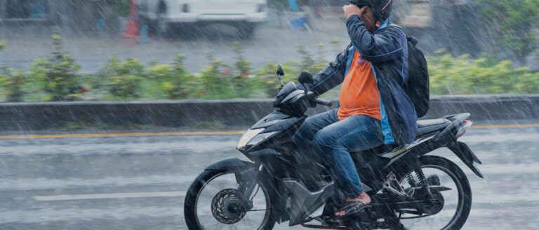 5 Safety Tips While Riding Two-Wheelers In Bad Weather